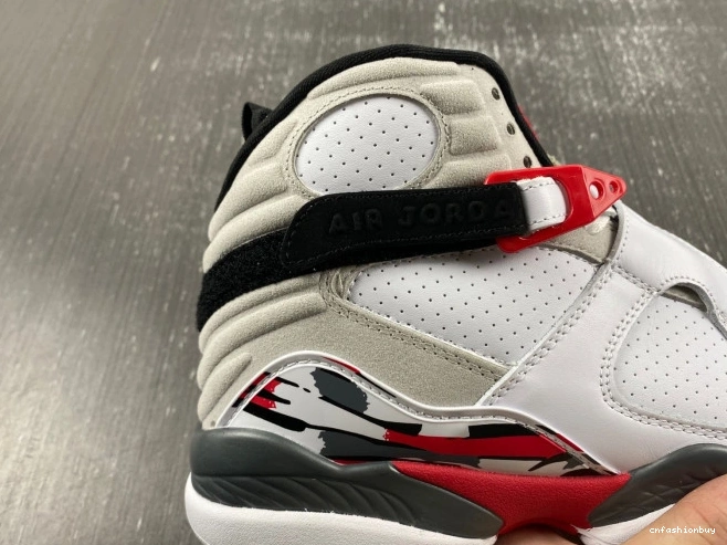 Bunny (2013) Air 305381-103 Retro Bugs Jordan 8 0721